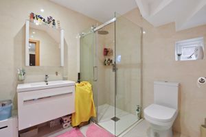 Photo 13- click for photo gallery